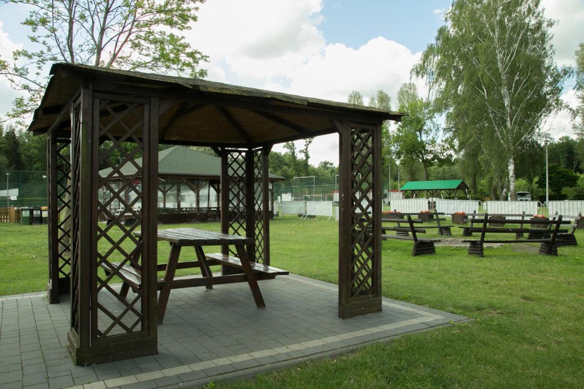 Camping Oaza Blonie Kornik Domki Standard Plus - 3 Pokoje Eksteriør bilde